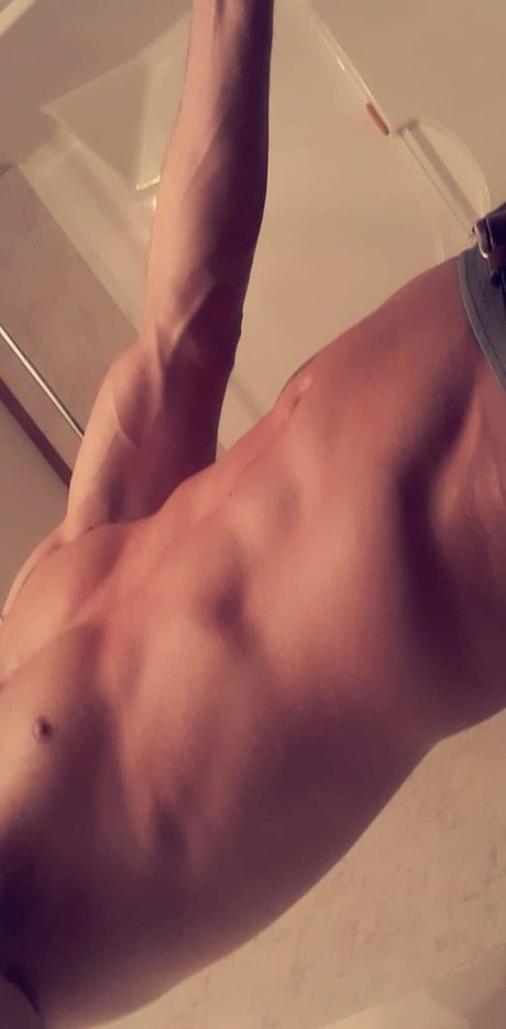 Aaron B sex model pic