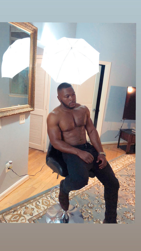 MrBachelor hot actress picture