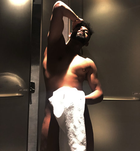 Mr Fabulous model porn picture