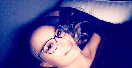 Nichole Love art star gallery