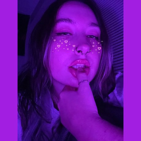 Suki_ star nude image