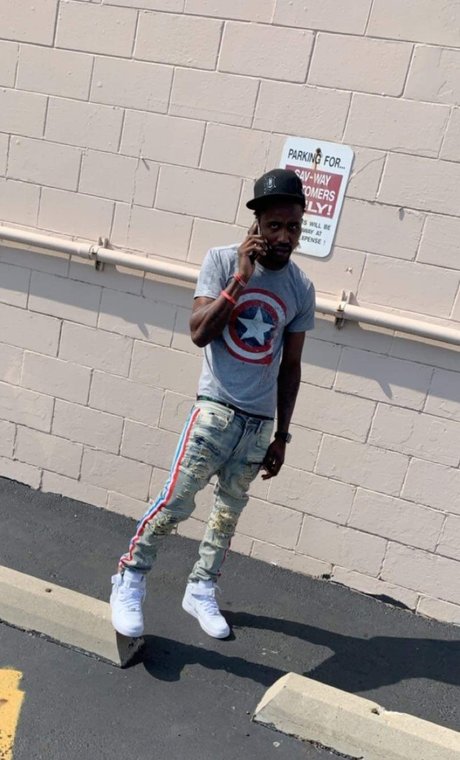 NeckBone nude pornstar img