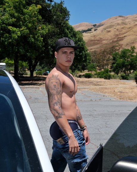 NayoGee star pretty pictures