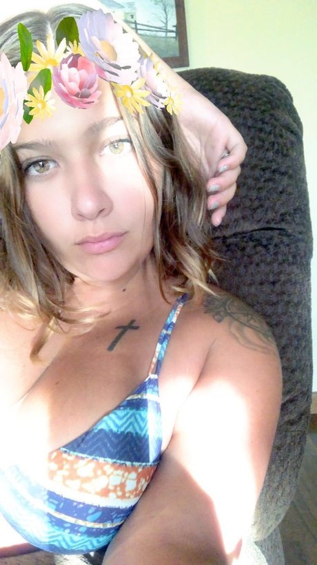 Auty xxx pornstar img