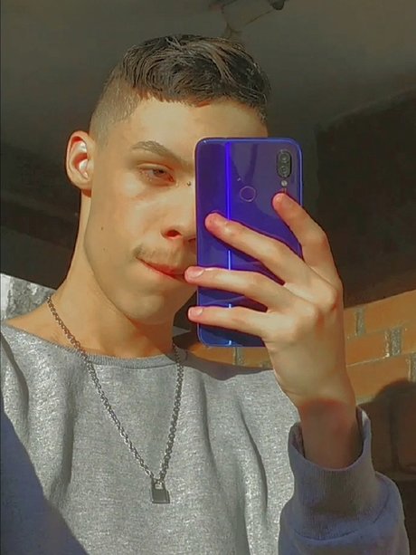 Nathan Samuel Vip beautiful model images