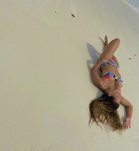 Natbom pretty star photo