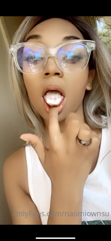 Naomi ownsu top actress pic