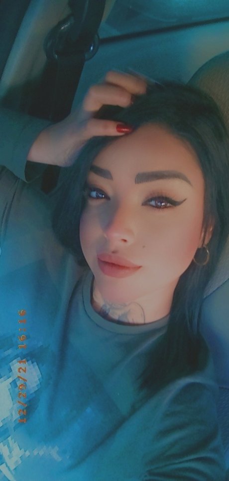 Nanis art model image