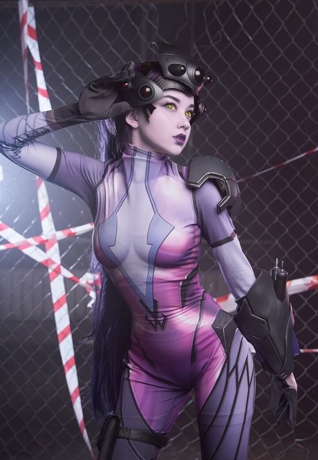 Maruxia sexy model photo