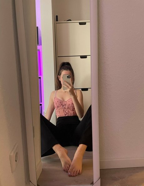 leyla spring exclusive model pictures