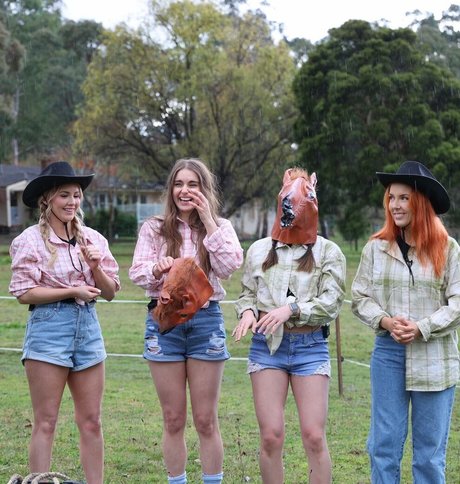 Loserfruit nudes star pic