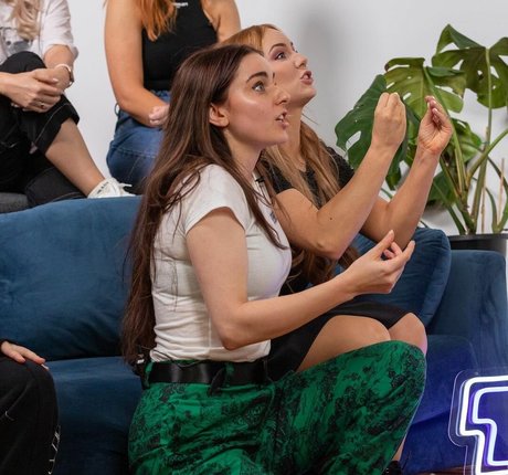 18 year old onlyfans porno photo