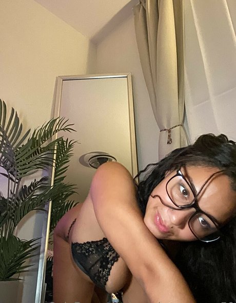 Keira Summers pornstar erotic image