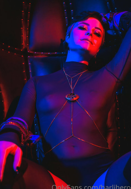 Harlihero pornstar exclusive images