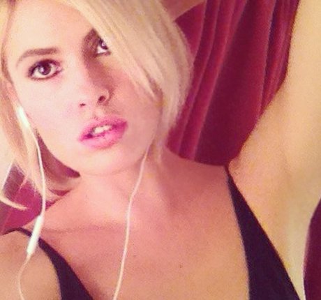 Adriana Abenia top model archive