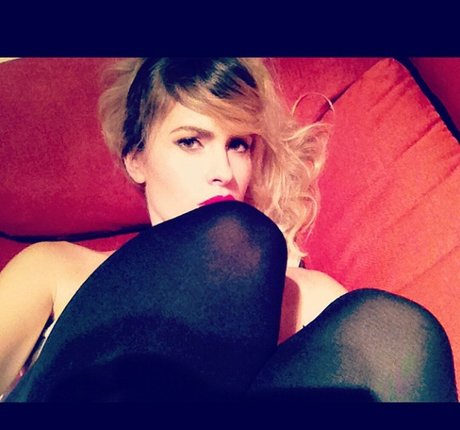 Adriana Abenia actress pic