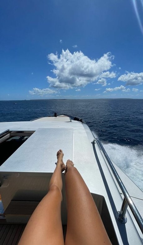 Ariadna Hafez porn actress photo