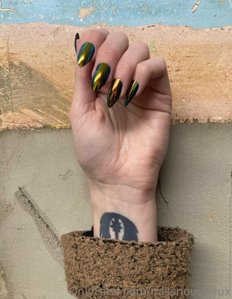 missnouveaux high quality star picture