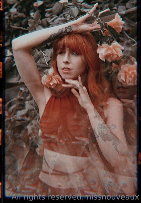 missnouveaux sexy actress pics