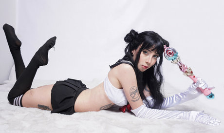 Trizpc pornographic model image