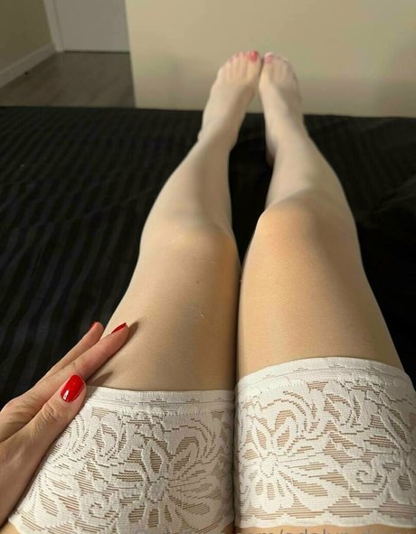 adalyn diary erotic model picture