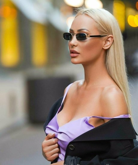 love vera pretty pornstar pics