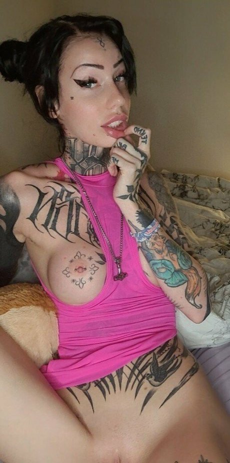 Serjenfox model perfect image