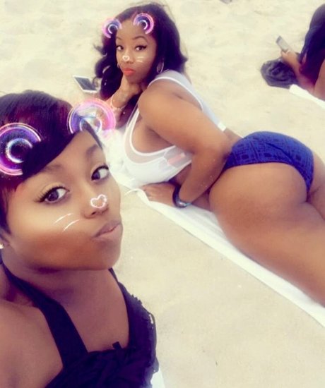 jacking uneek erotic pornstar galleries