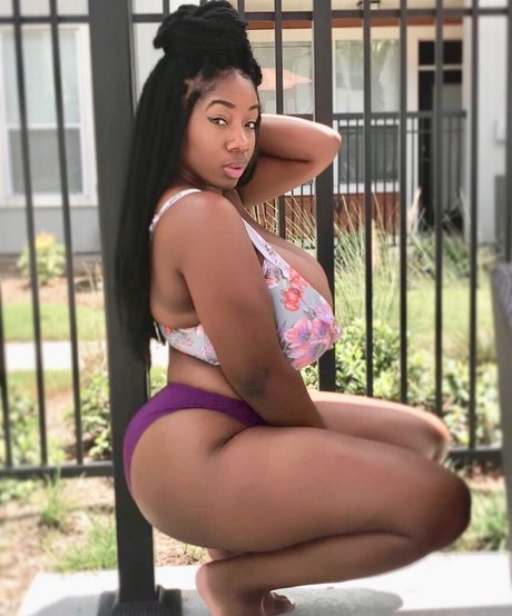 jacking uneek adult model gallery