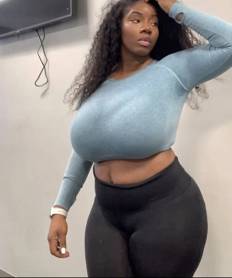 jacking uneek beautiful pornstar archive