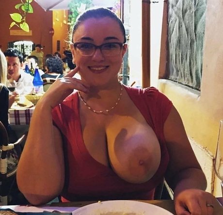 tifftiffrosee star top archive