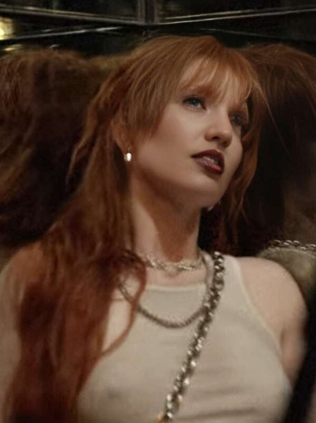 Jess Glynne naked actress pic