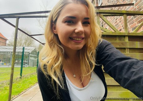 alessadivine pornstar top archive