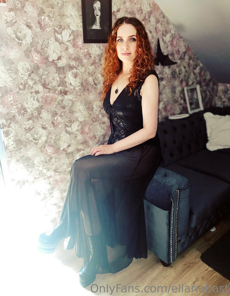 ellariabast pornographic actress img
