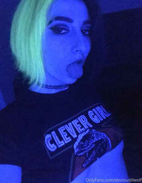 deviouslilwolf art pornstar image