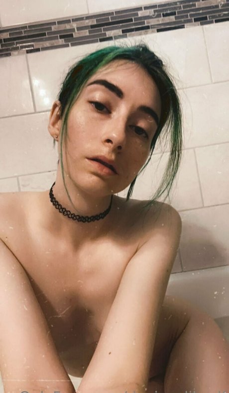 deviouslilwolf adult star pic