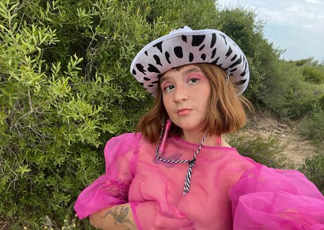 lamamifertil model hd pics