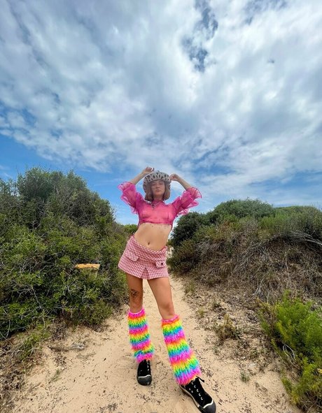 lamamifertil pornographic model photos