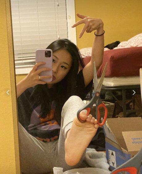 Bebiisan pornstar free image