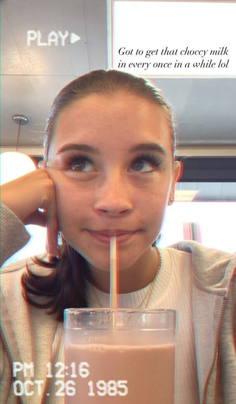 Bitty 01 model adult photo