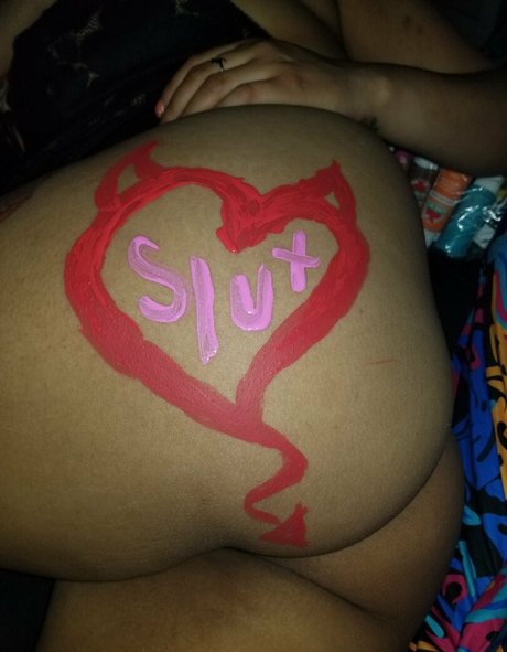 annieallanpoe pretty model picture