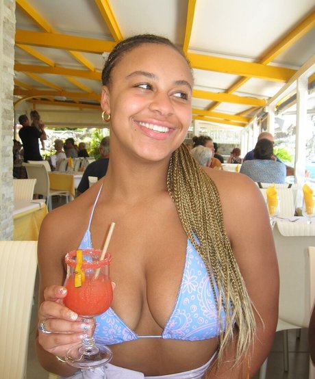 Nia Siux Profile pic