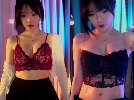 yoon froggy sexy pornstar img