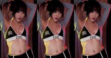 yoon froggy pornstar naked gallery