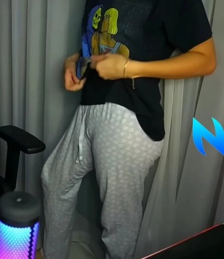 Loud Mii perfect pornstar pic