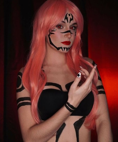 Maggie Roscher naked star img