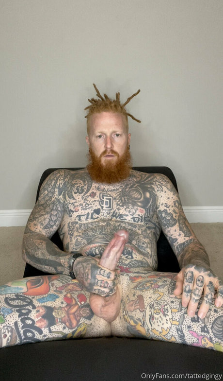 tattedgingy erotic model gallery