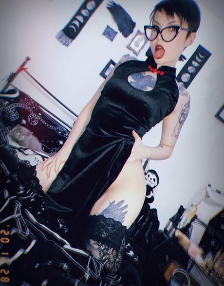 Faerie Blossom erotic star pics