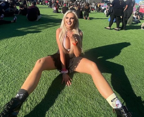 Danni Ellexo model nude archive