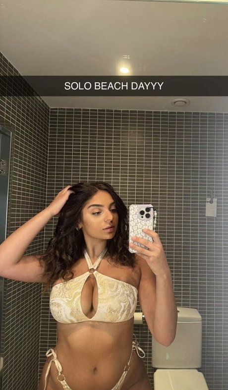 Sami Brielle model nude pictures